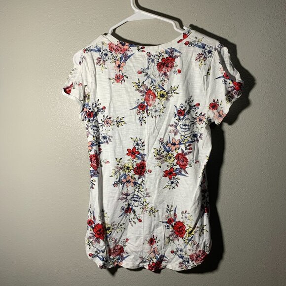 Maurices 24/7 floral t-shirt - size medium - Picture 3 of 5